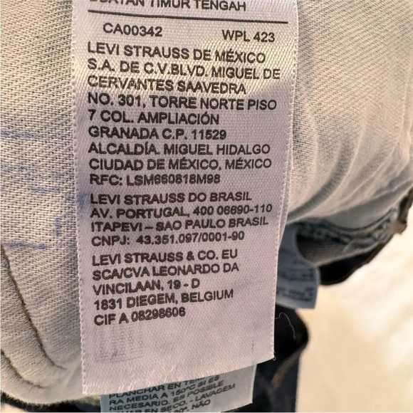 Levi’s 559 Men’s size 52 x 32 Jeans Relaxed Straight Blue Denim - Picture 5 of 9